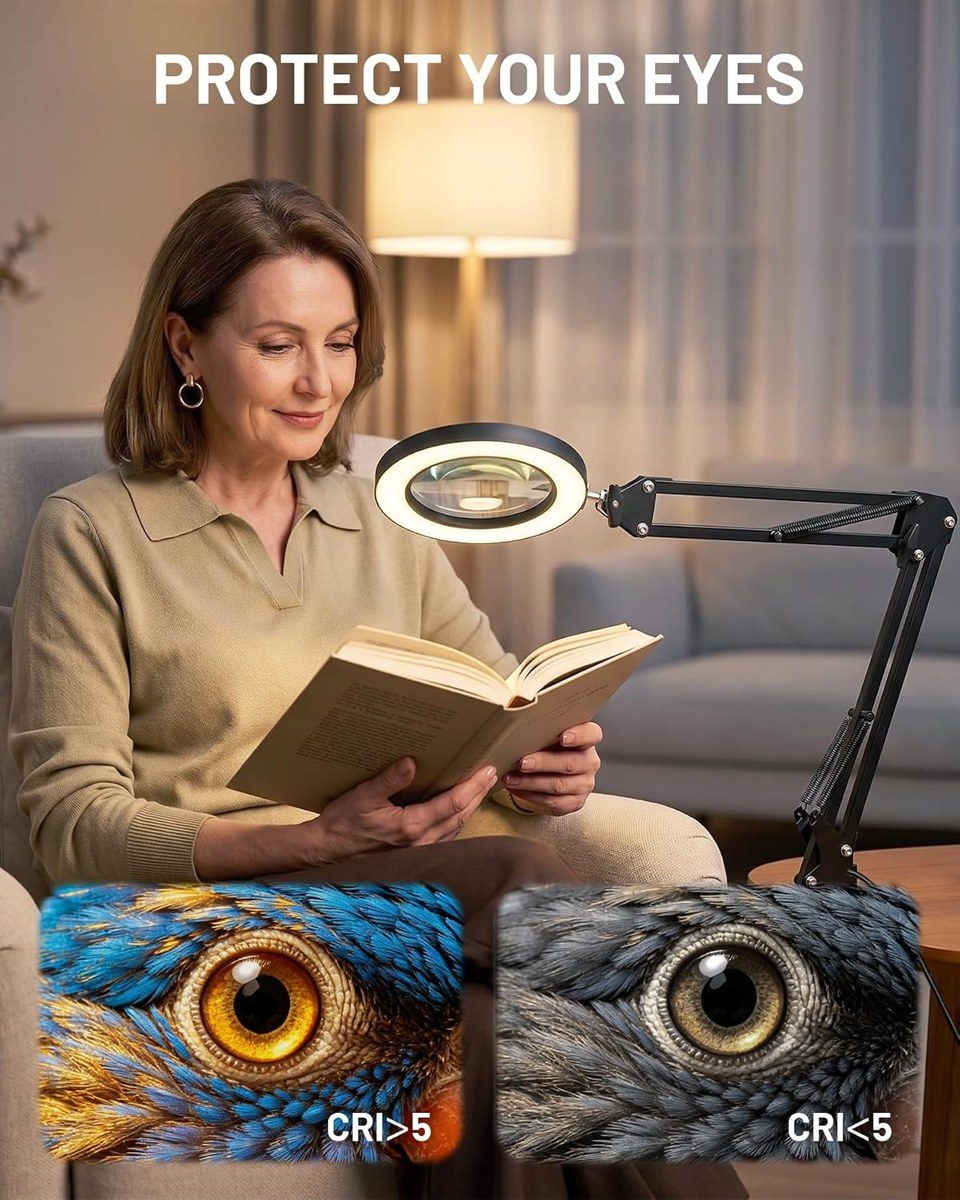 TANYO magnifying glass with light